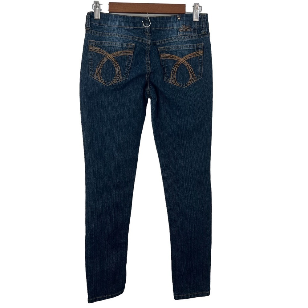 ‎𝅺JEANS - Picture 3 of 9